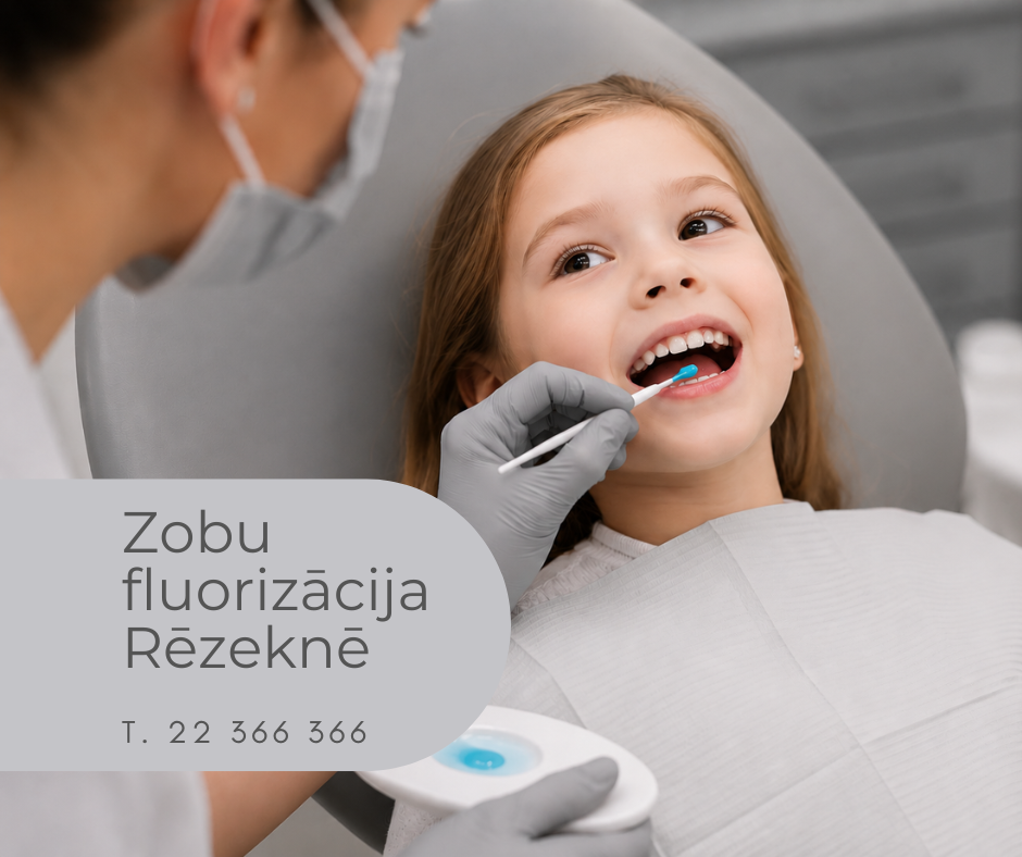 Bērnam tiek veikta zobu fluorizācija zobārstniecības kabinetā Rēzeknē.